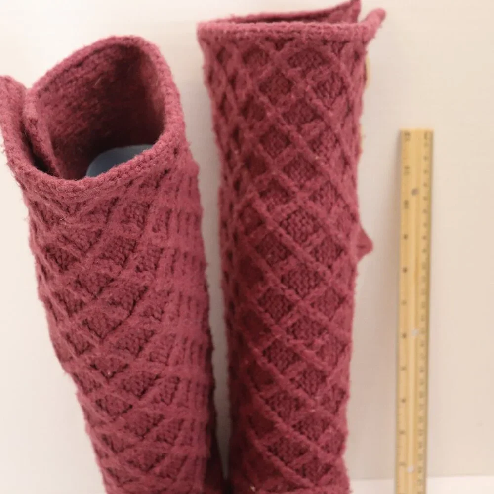 UGG Women's Sock‎ Boot Maroon Size 7 Made in Australia Upper Material Cotton